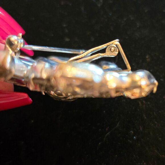 Vintage Rhinestone Swirl Brooch Pin Clip - Picture 6 of 8